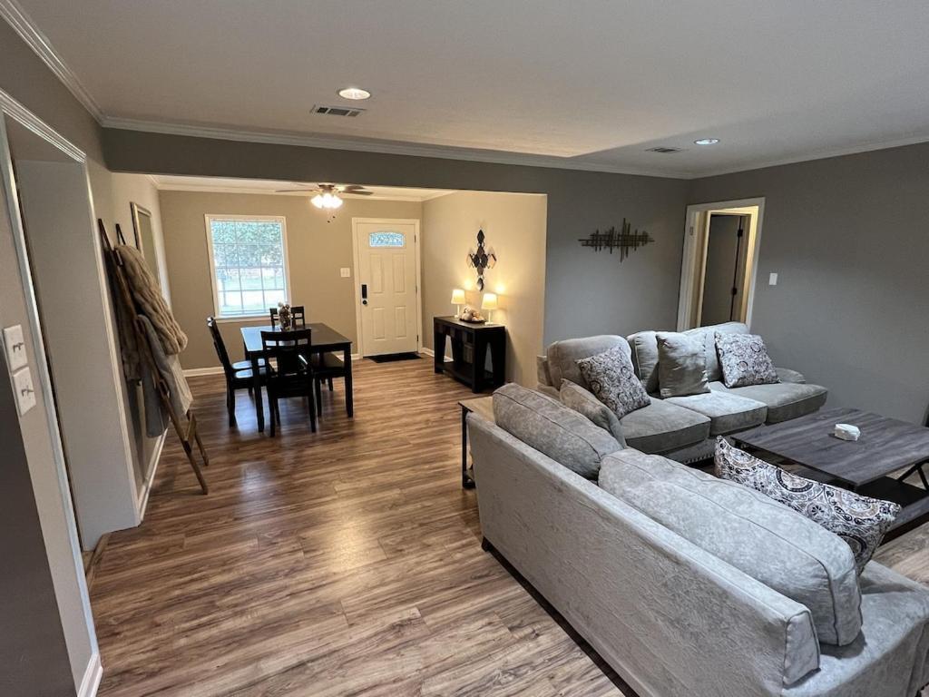 Spacious 3 Bedroom Home Near Amphitheater/Baseball/Shopping And Much More Pearl Eksteriør billede