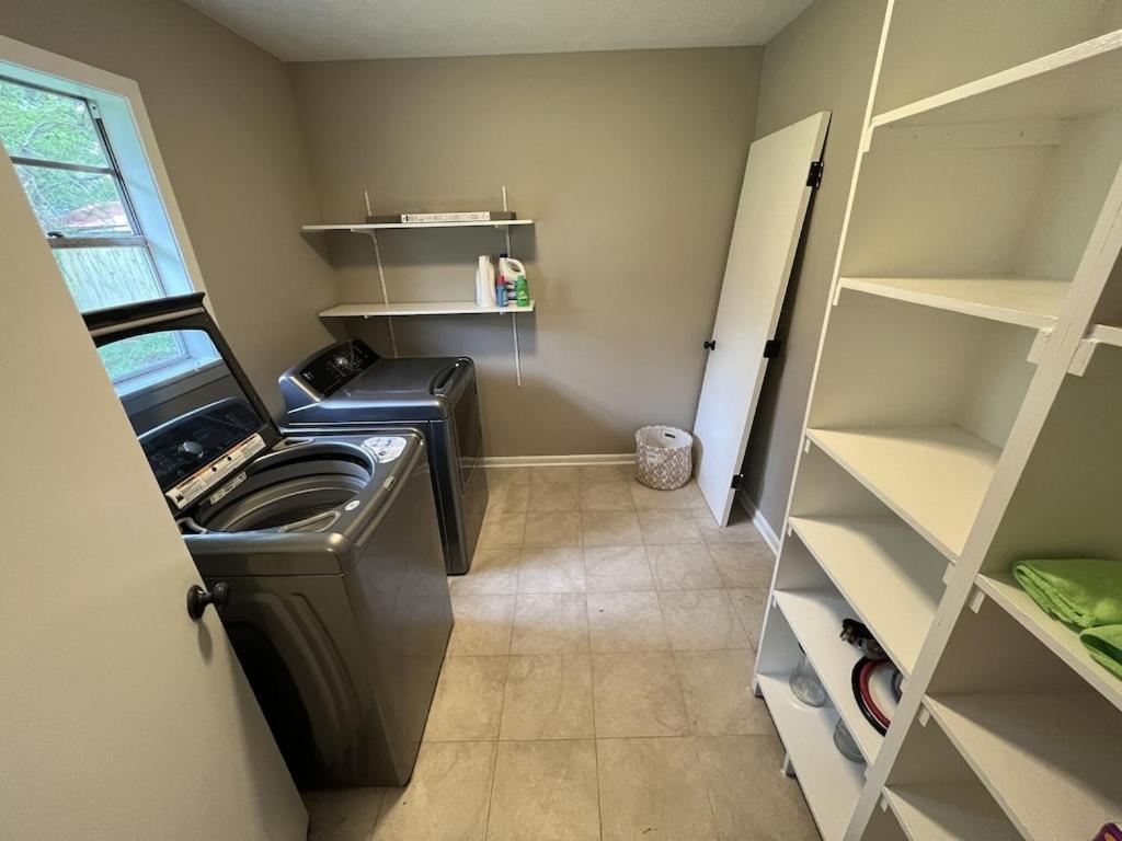 Spacious 3 Bedroom Home Near Amphitheater/Baseball/Shopping And Much More Pearl Eksteriør billede